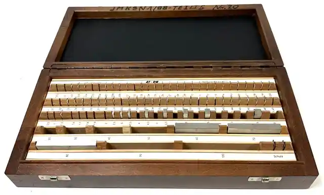 Garantierte Lieferung HHW Endmaßsatz Endmaß Messtechnik Maß Endmaßkasten Messkasten 61 Teilig