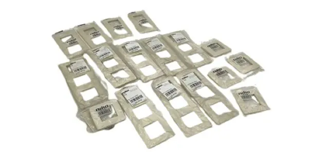 18x Niko 100-76700 Dreifache Unterputz-Abdeckplatte Preis Gesenkt