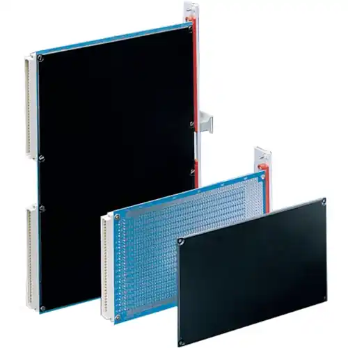 Solange Der Vorrat Reicht Lötseitenabdeckung, PBT, (L x B x H) 159.1 x 95 x 2.4 mm, 3 HE, schwarz, 61000-177