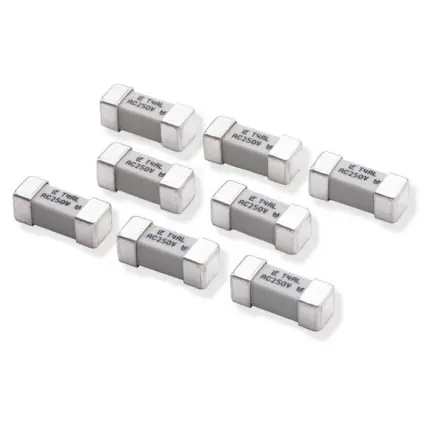 Angebot SMD-Sicherung 4,5 x 12,1 mm, 1.6 A, T, 250 V (AC), 100 A Ausschaltvermögen, 046501.6DR